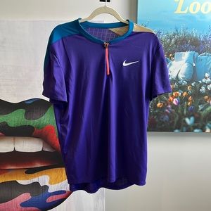 Slim fit Nike Dri fit shirt. Large